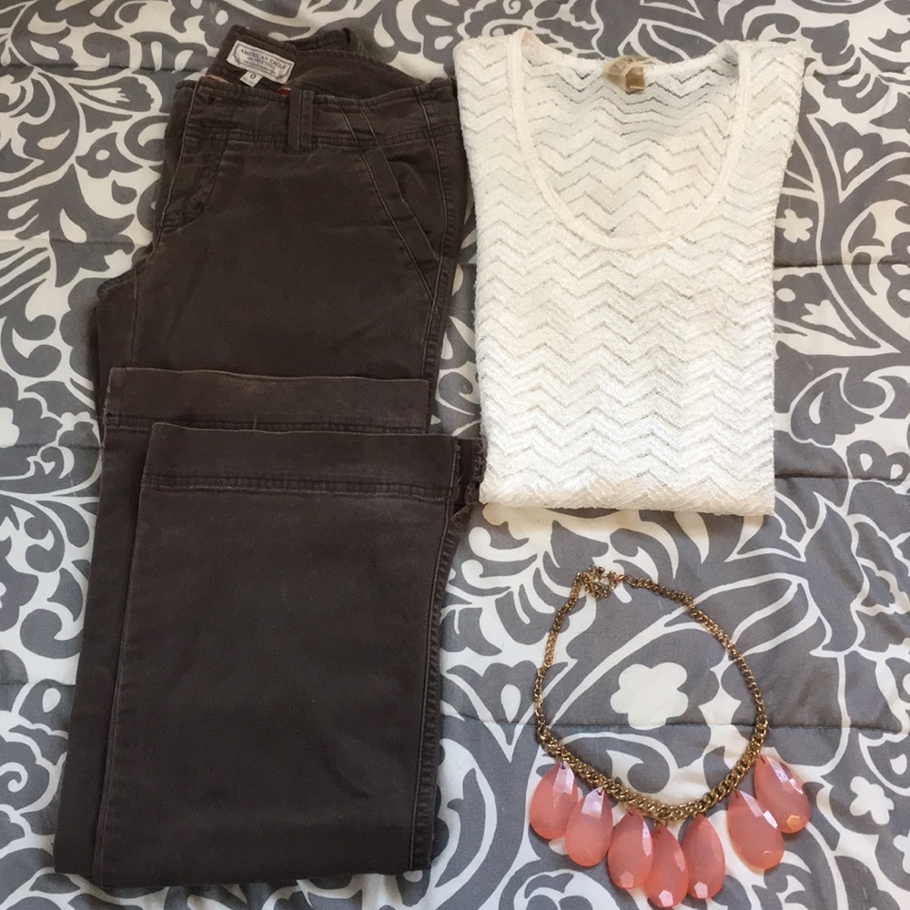 Cute outfit!
